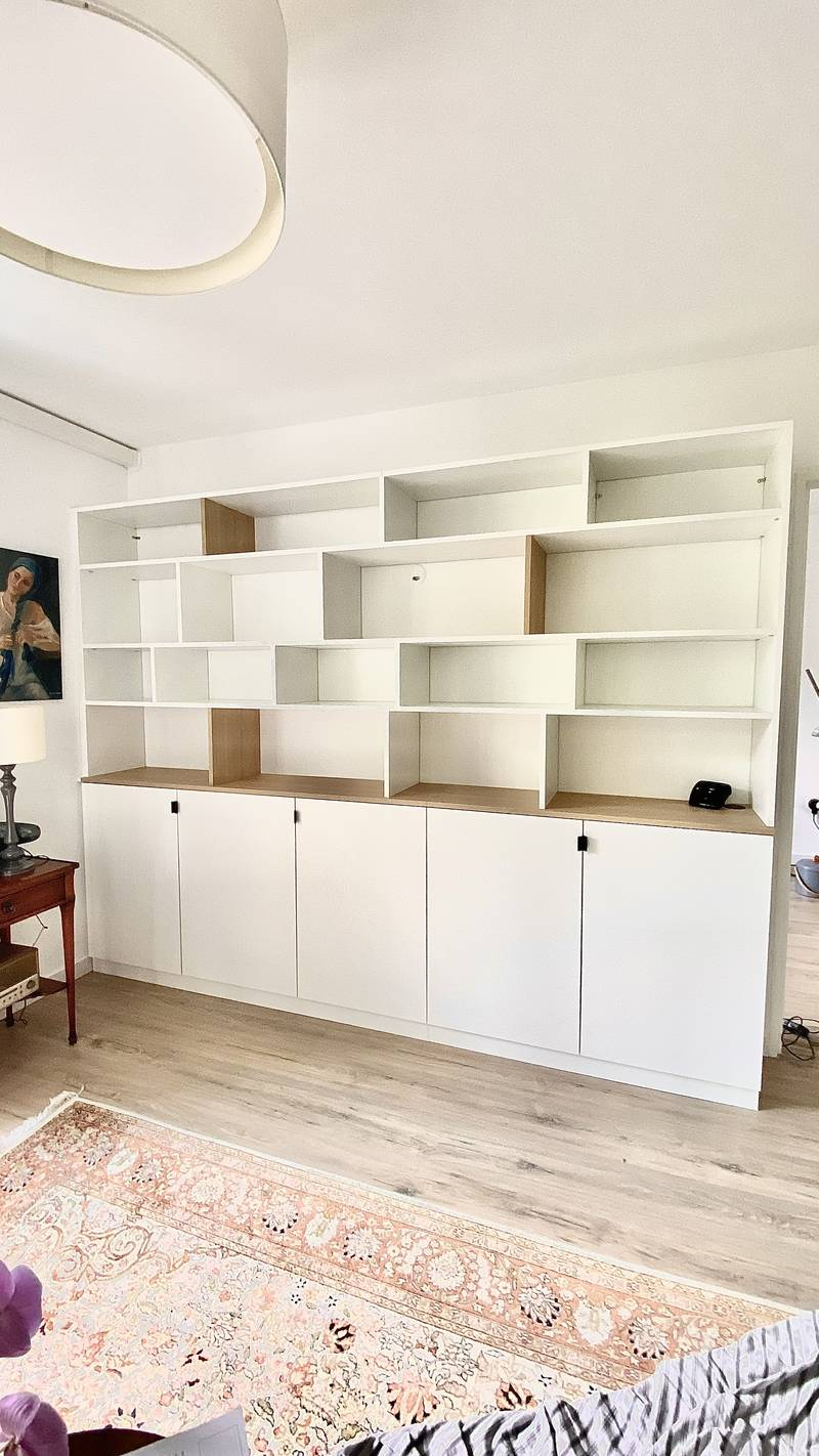 Conception d&rsquo;une biblioth&egrave;que et d'un dressing sur-mesure &agrave; Meudon